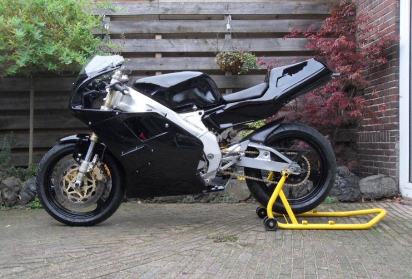 BIKE - TZR250 3MA